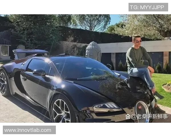 足球明星的奢华生活揭秘：他们的日常与背后的故事