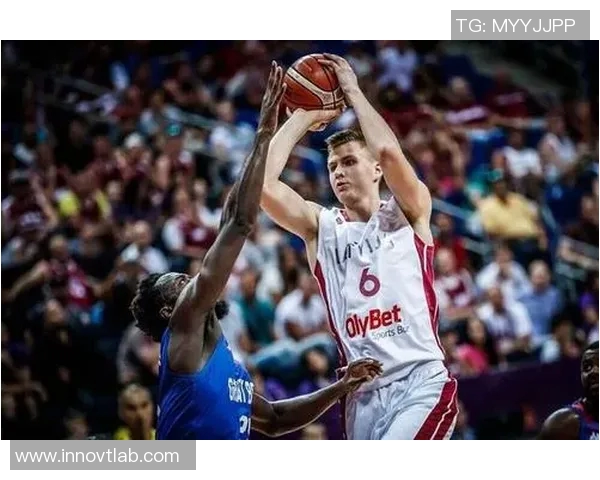 俄罗斯男篮对阵捷克男篮精彩比分回顾与赛况分析