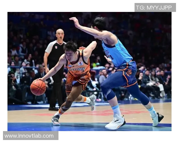 篮球明星的身材秘密揭秘如何塑造完美运动体型与健康生活方式