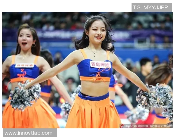 篮球明星热舞鲨鱼舞引发全场狂欢掀起社交媒体热潮 篮球明星热舞鲨鱼舞引发全场狂欢掀起社交媒体热潮